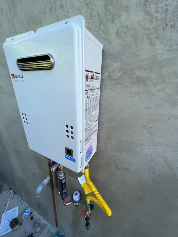 Tankless water heater installation for Dunedin homes